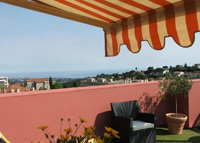 Hotel Diana