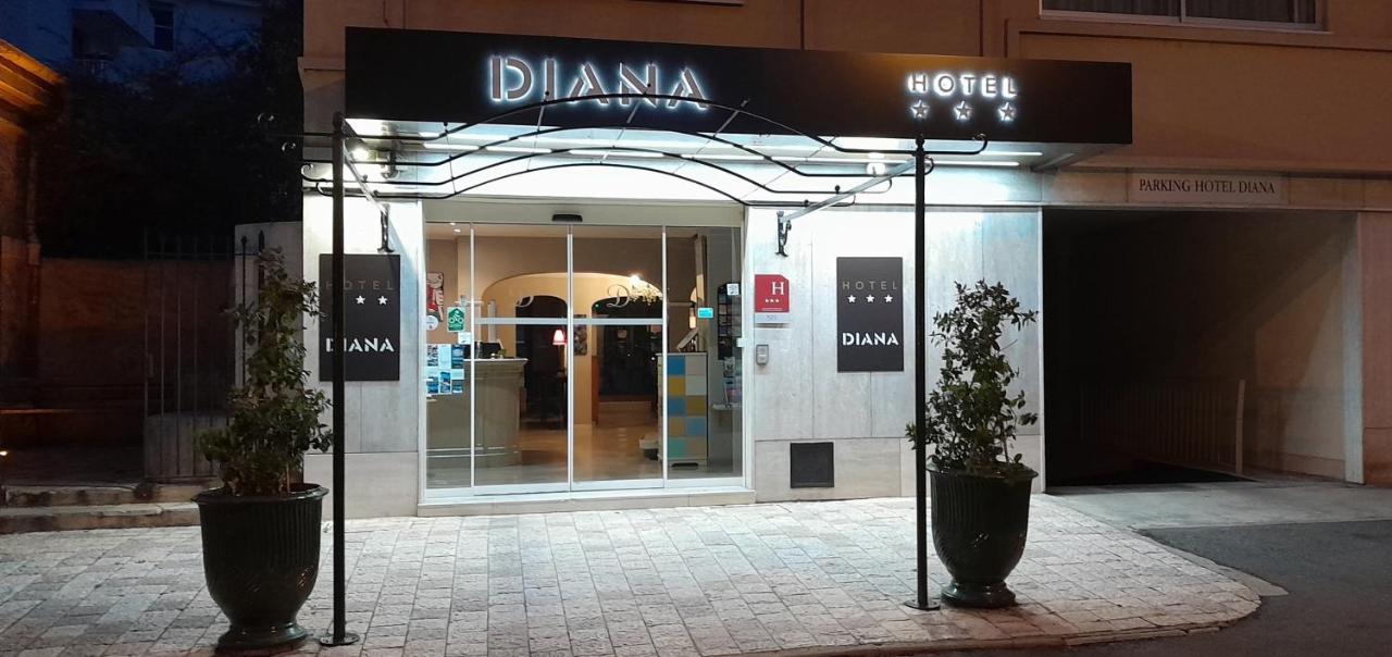 Diana 3*