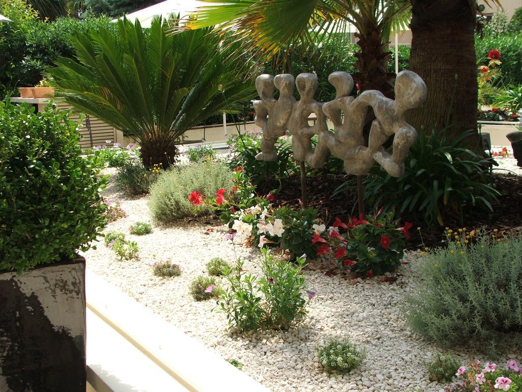 Diana Hotel 3*